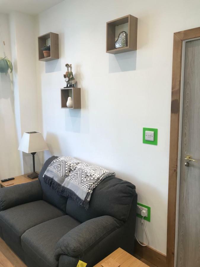 Nant Apartment - Ground Floor Menai Bridge Exterior foto